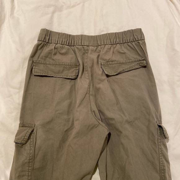 h&m khaki pants - Picture 4 of 4